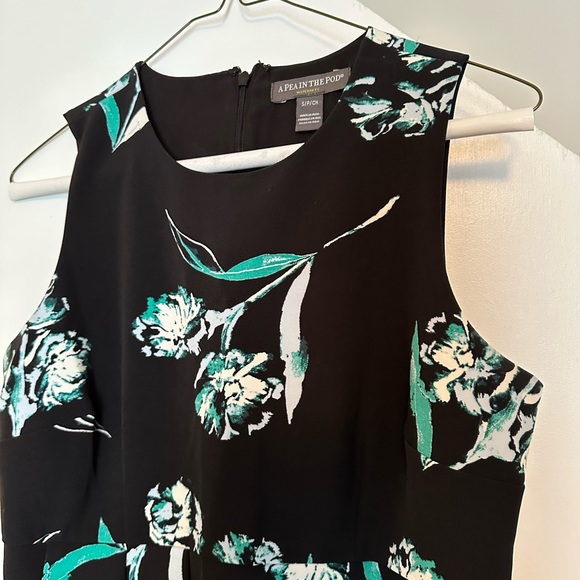 A Pea in the Pod - floral maternity dress - size S - Picture 2 of 3